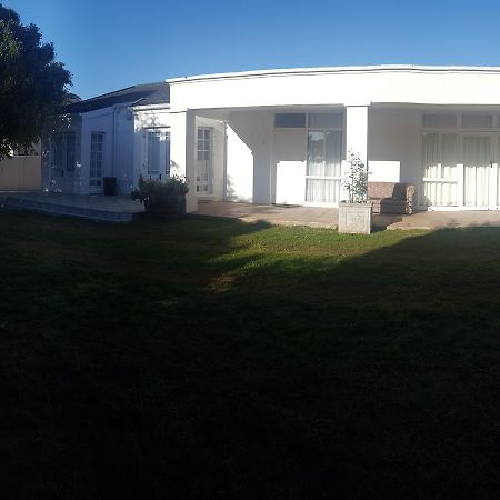 Blu Bed & Breakfast Port Elizabeth Dış mekan fotoğraf