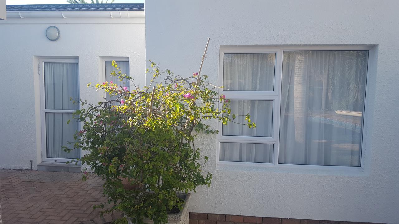 Blu Bed & Breakfast Port Elizabeth Dış mekan fotoğraf