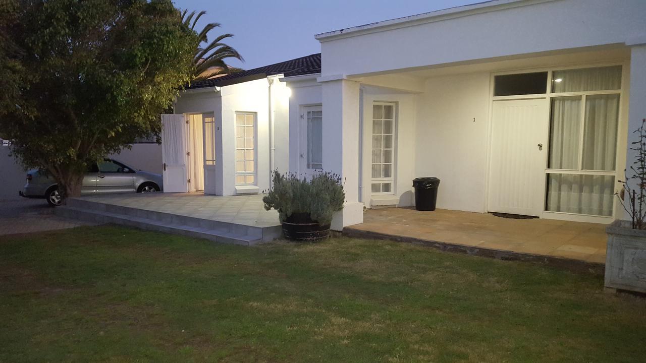 Blu Bed & Breakfast Port Elizabeth Dış mekan fotoğraf